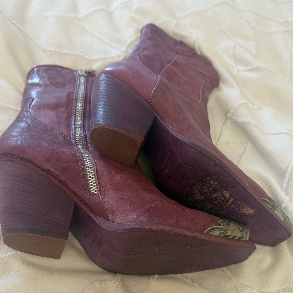 Free People Braden Purple Western Leather Ankle Boots Size 36.5 (6.5) - Picture 6 of 6